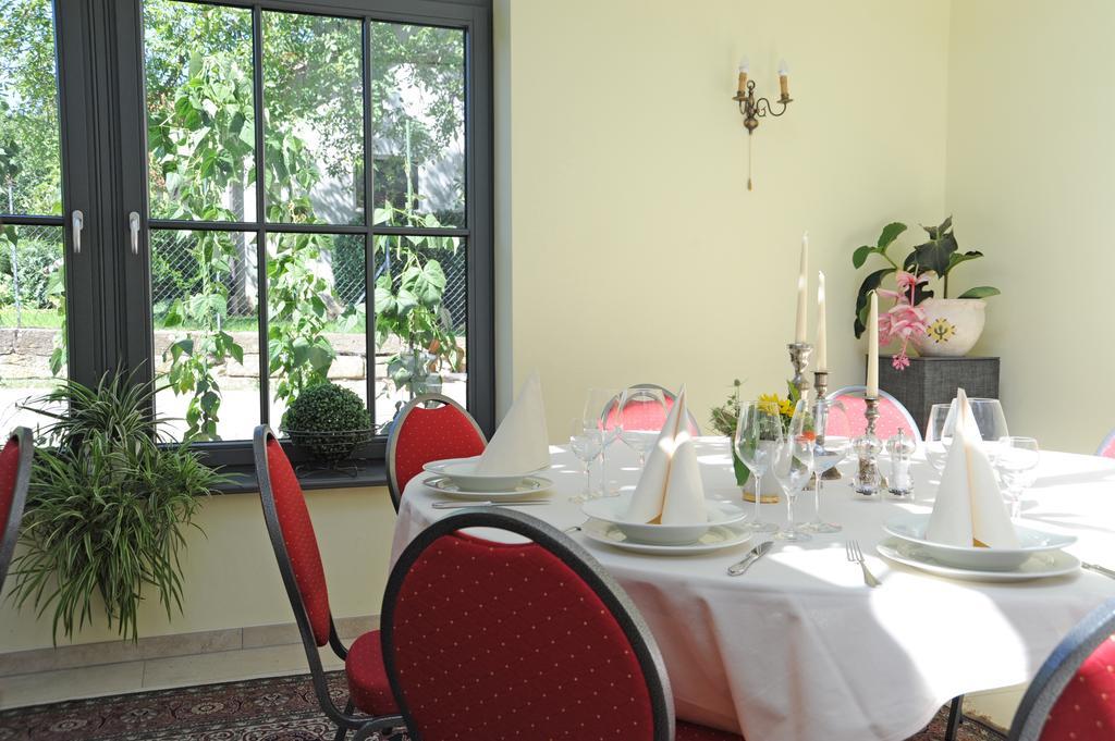 Landgasthof Zum Schwarzen Adler Markt Nordheim エクステリア 写真